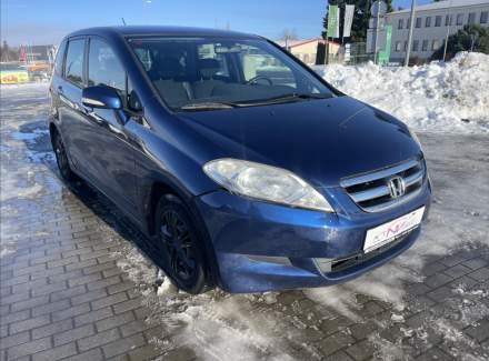 Honda - FR-V