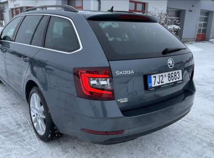 Škoda - Octavia