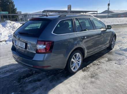 Škoda - Octavia