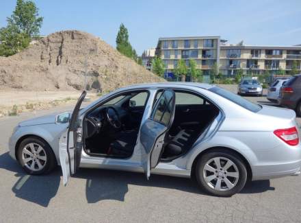 Mercedes-Benz - C-class