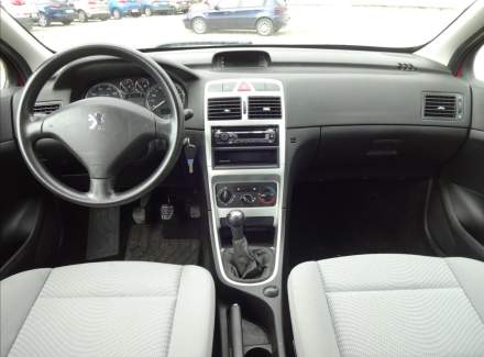 Peugeot - 307