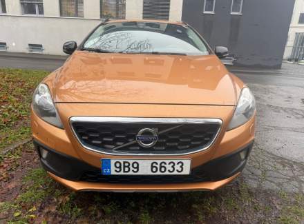 Volvo - V40