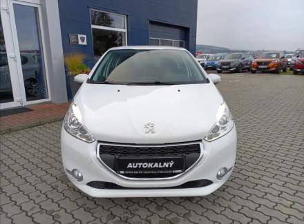Peugeot - 208