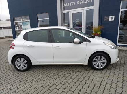 Peugeot - 208