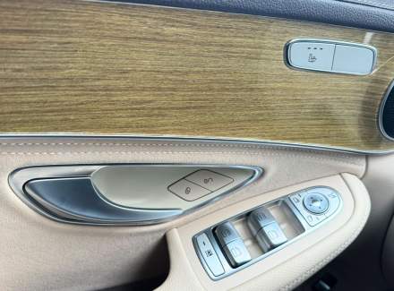 Mercedes-Benz - C-class C 350e (279 Hp) PLUG-IN HYBRID 7G-TRONIC PLUS