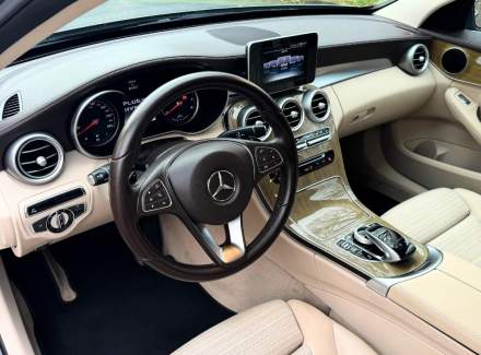 Mercedes-Benz - C-class C 350e (279 Hp) PLUG-IN HYBRID 7G-TRONIC PLUS