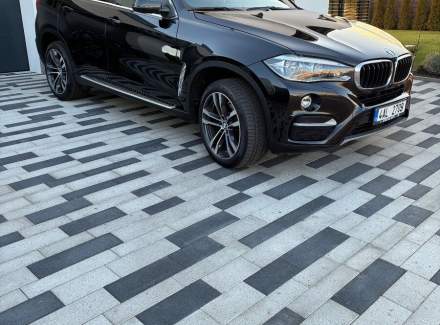 BMW - X6