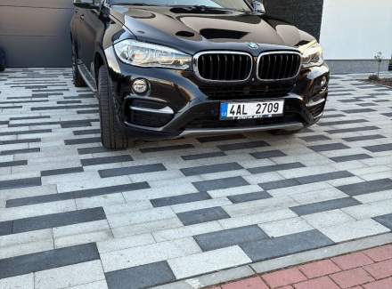 BMW - X6