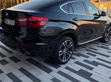 BMW - X6