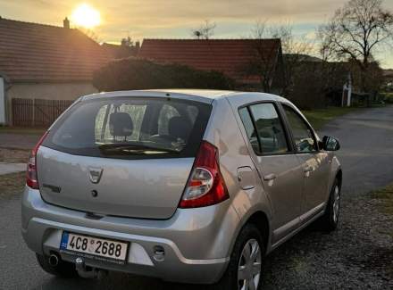 Dacia - Sandero