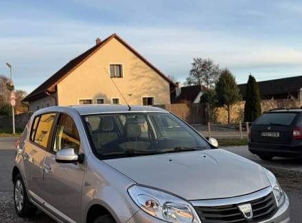 Dacia - Sandero