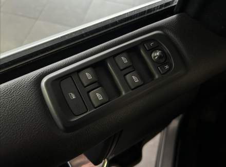 Land Rover - Discovery