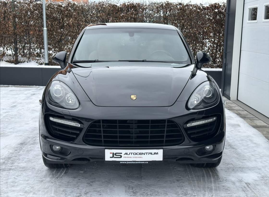 Porsche - Cayenne