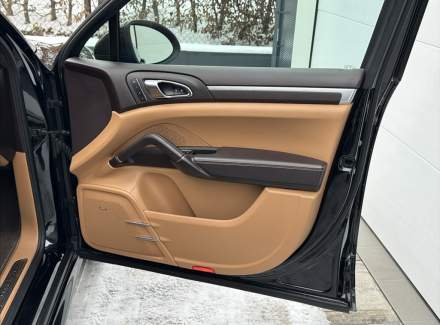 Porsche - Cayenne