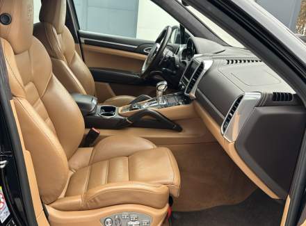 Porsche - Cayenne