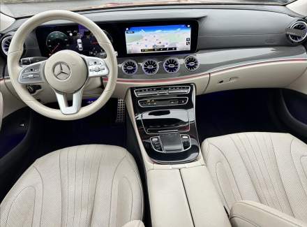 Mercedes-Benz - CLS