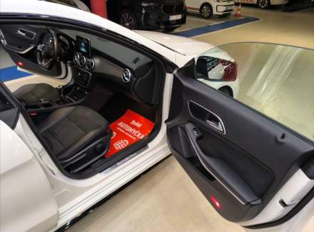 Mercedes-Benz - CLA