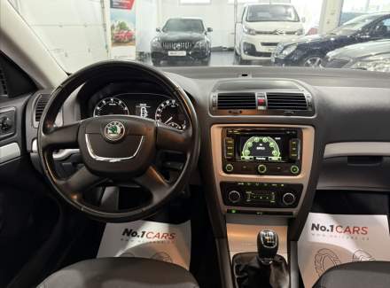 Škoda - Octavia