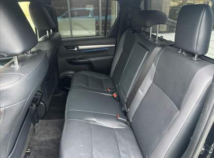 Toyota - Hilux
