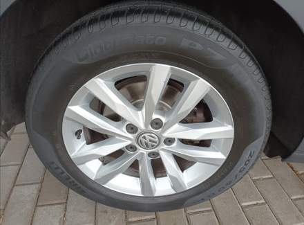 Volkswagen - Touran