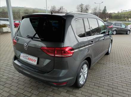 Volkswagen - Touran