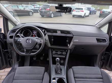 Volkswagen - Touran