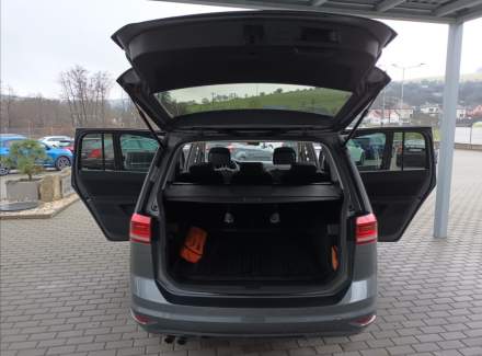 Volkswagen - Touran