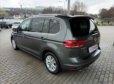 Volkswagen - Touran