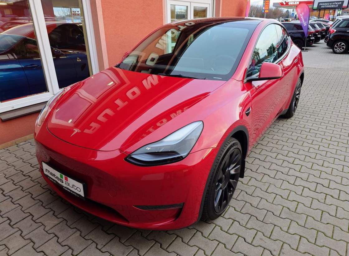 Tesla - Model Y