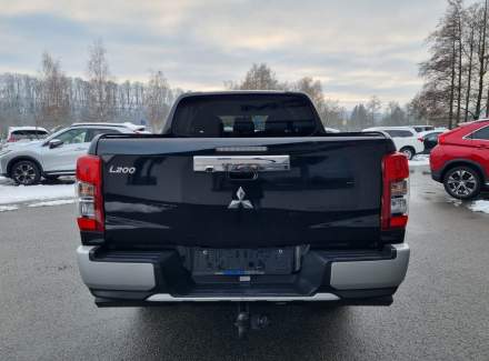 Mitsubishi - L 200