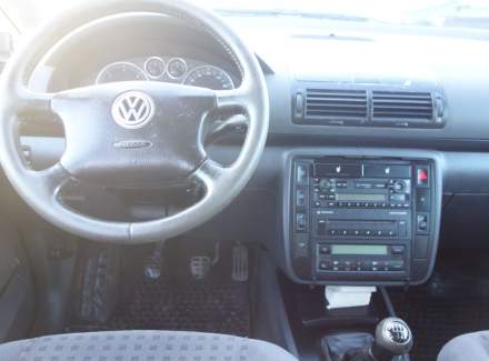 Volkswagen - Sharan