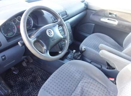 Volkswagen - Sharan