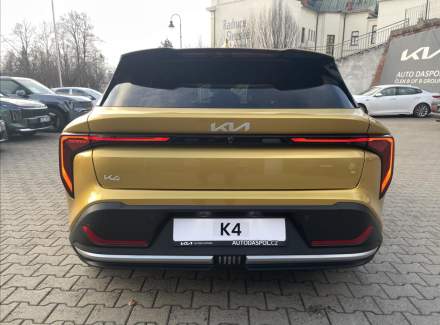 Kia - K4