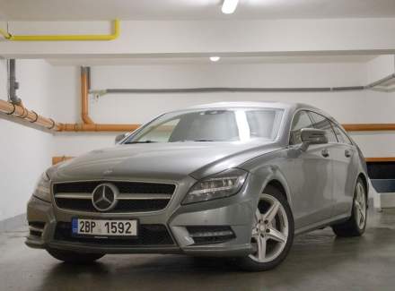 Mercedes-Benz - CLS