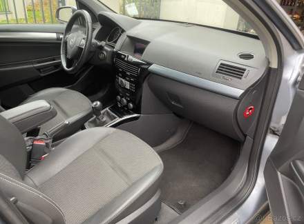 Opel - Astra