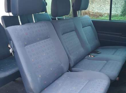 Volkswagen - Caravelle