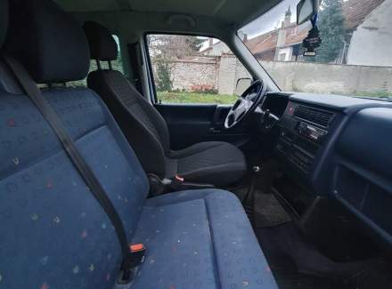 Volkswagen - Caravelle