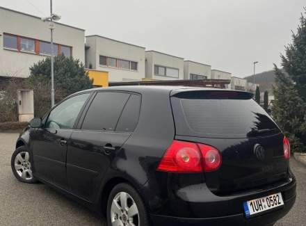 Volkswagen - Golf