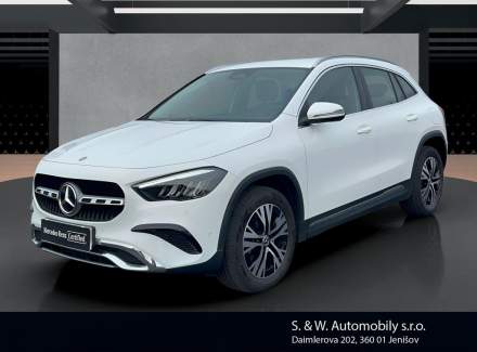 Mercedes-Benz - GLA