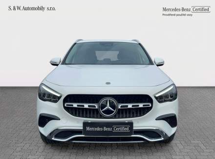 Mercedes-Benz - GLA