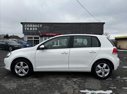 Volkswagen - Golf
