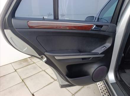 Mercedes-Benz - M-class