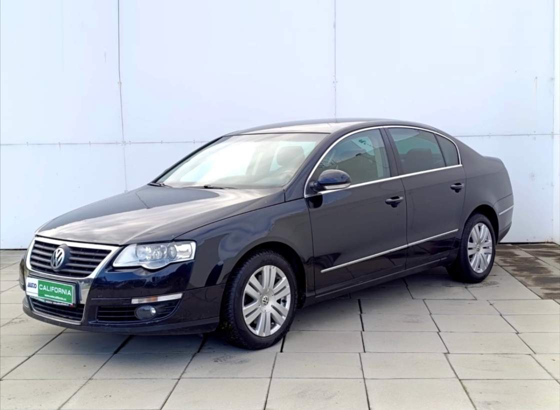 Volkswagen - Passat