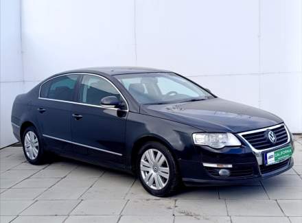 Volkswagen - Passat