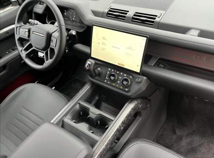 Land Rover - Defender