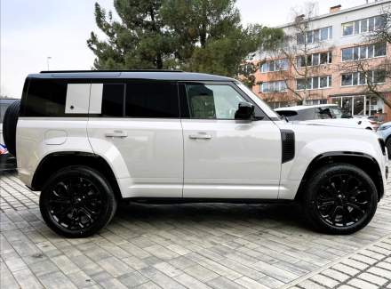 Land Rover - Defender