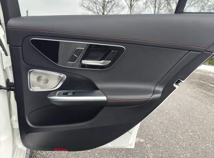 Mercedes-Benz - C-class