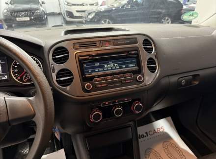 Volkswagen - Tiguan