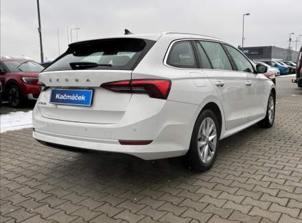 Škoda - Octavia