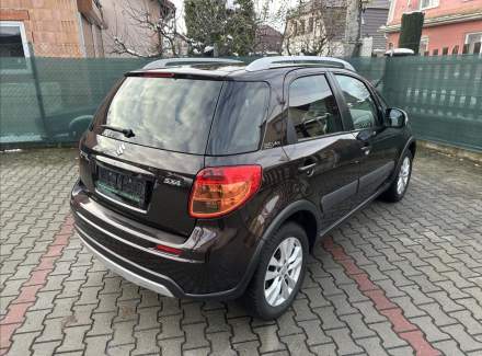 Suzuki - SX4